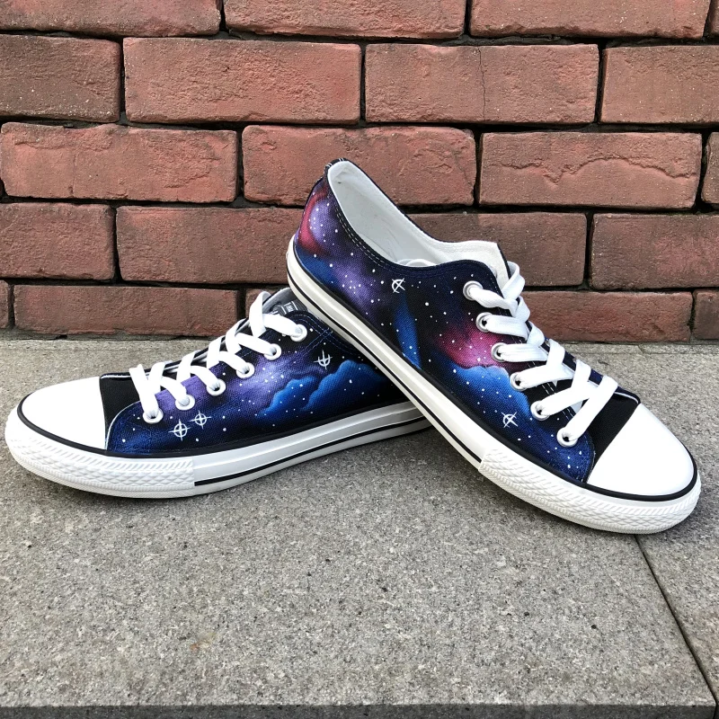 Вэнь оригинальные окрашены вручную обувь дизайн на заказ звезды синий Галактическая Туманность низкий верх холщовые кроссовки для мужчин и женщин