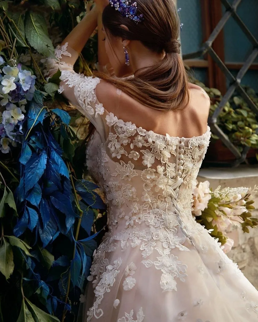 Wedding-Dress-2017-New-Wedding-Dress-Tulle-Long-Vintage-Lace-With-Sleeves-China-Bridal-Gowns-Civil
