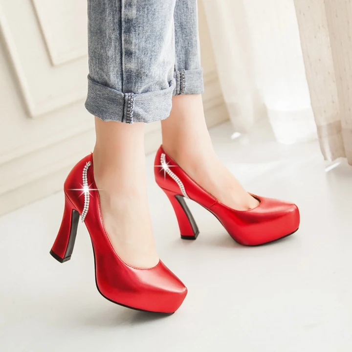 Г. Модная женская обувь на платформе туфли-лодочки из лакированной кожи на высоком квадратном каблуке вечерние модельные туфли без застежки женская обувь золотого, Серебряного и красного цветов - Цвет: Красный