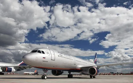 

Airbus A-321 Ilyushin Il-96 Tupolev Tu-214 Aeroflot passenger plane sky clouds Home Decoration Canvas Poster