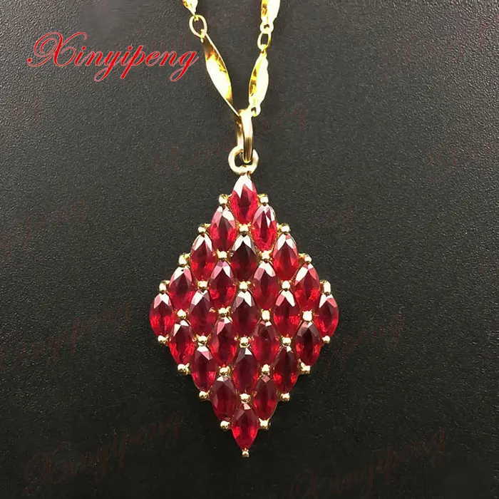 

Luxurious atmosphere 18 k yellow gold with natural ruby pendant red Fine jewelry