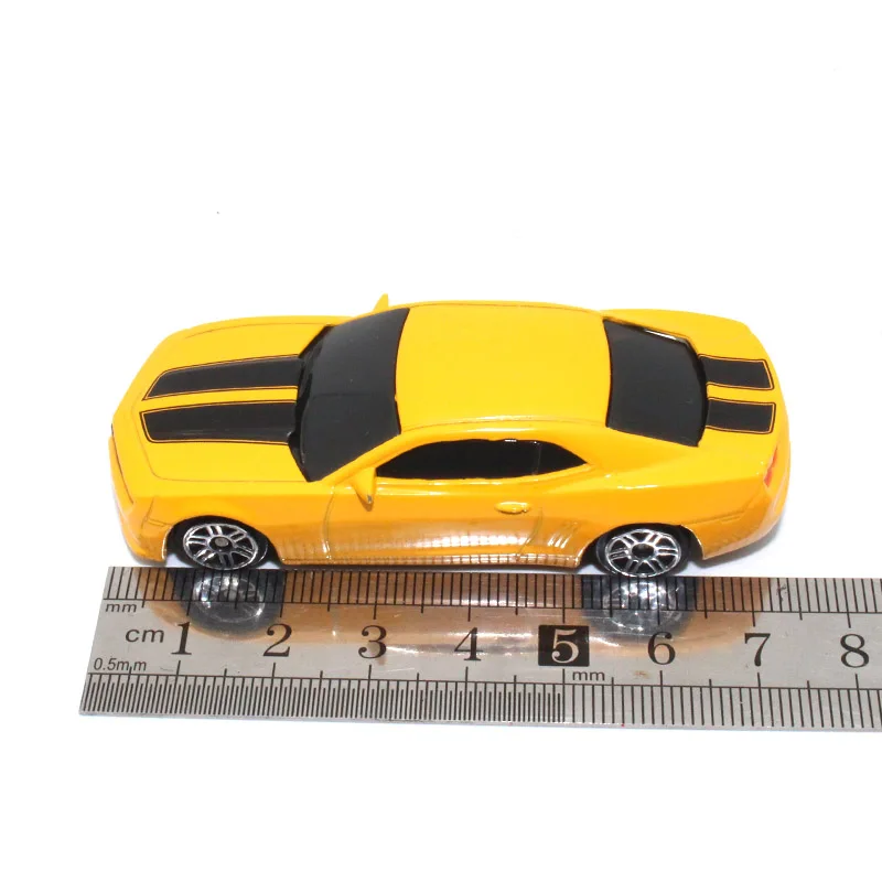 1: 64 RMZ сплав модель автомобиля Chevrolet Camaro Коллекция украшения для детских игрушек легко носить с собой Подарите вашему ребенку лучший подарок