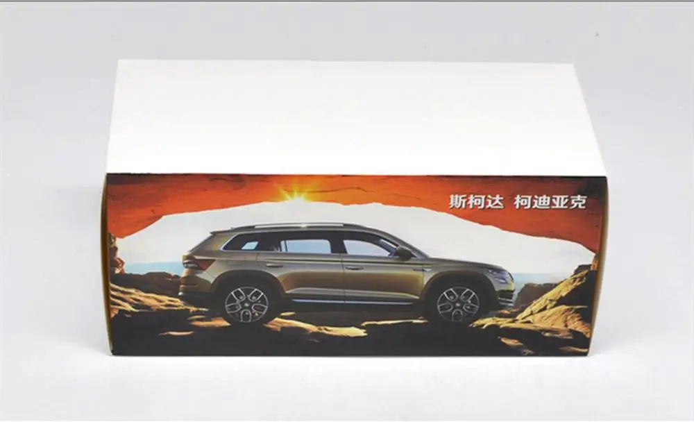Коллекция коллекционных игрушечных моделей автомобилей 1/18 VW Volkswagen Skoda KODIAQ SUV