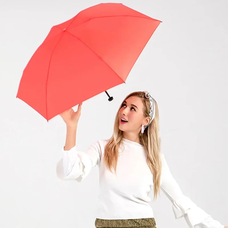 Tanie Ultralekki kieszonkowy składany parasol Mini 100g moda mały świeży kreatywny parasol słoneczny deszcz kobiety super lekki paraguas dziewczyny