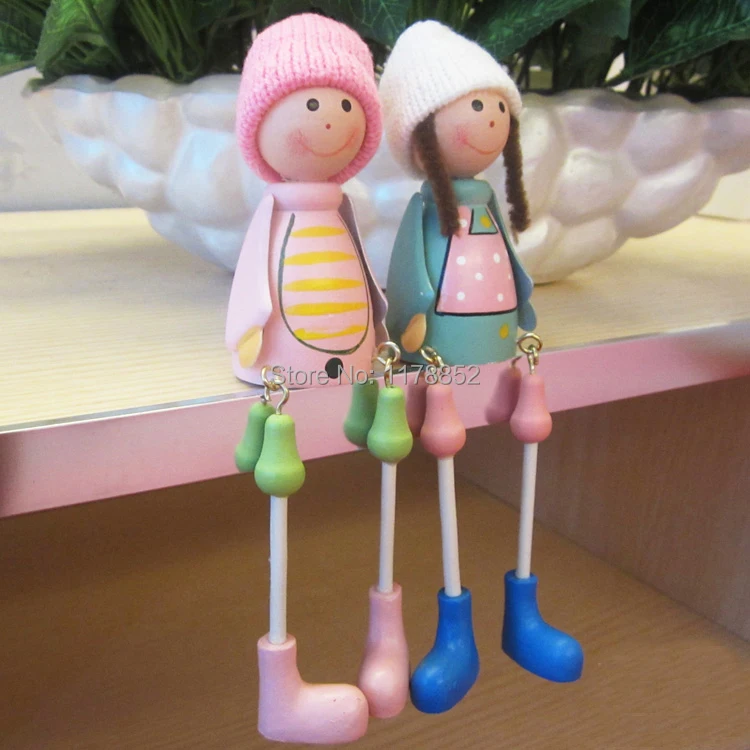 2 Pcs Lovely lovers Hanging foot doll Wooden Kokeshi Doll Toy Wood