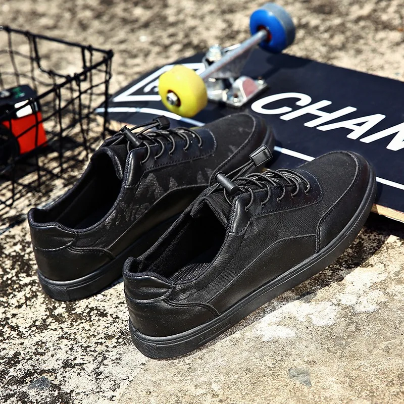 

Spring and summer men's flat-bottomed men's breathable vulcanized shoes men's fashion with non-slip sneakers