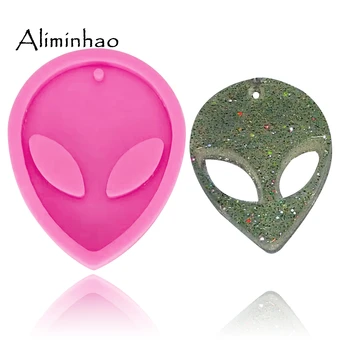 

DY0070 Shiny Alien Keychains mold silicone mould for Key chain Pendant polymer clay DIY Jewelry Making epoxy Resin mold