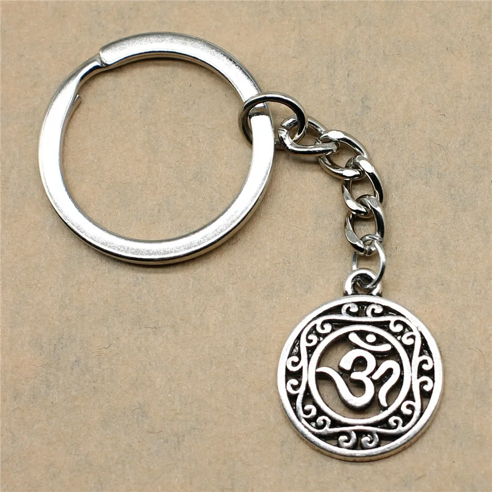 

1 Piece Keychain Rings Hollow Carved Circle Om Symbol Creative Handmade Birthday Gifts 22x19mm Pendant Antique Silver