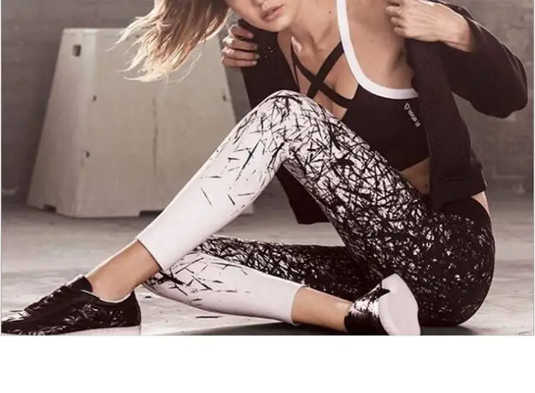 2018 Yoga Pants Print Women Leggings Fitness Soft Comfortable Leggins Mujer Push Up Leggings Plus Size Elastic Slim Leggings           