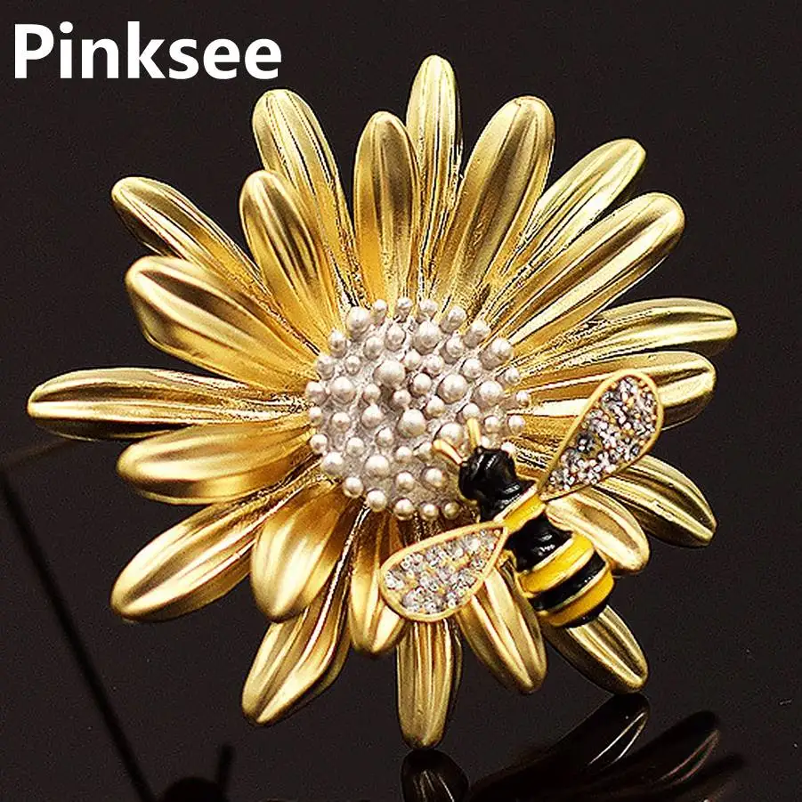 

Beautiful 3D Bee Chrysanthemum Daisy Flower Brooch Fashion Corsage Brooch Pins for Women Coat or Wedding Bouquets Handmade Gifts