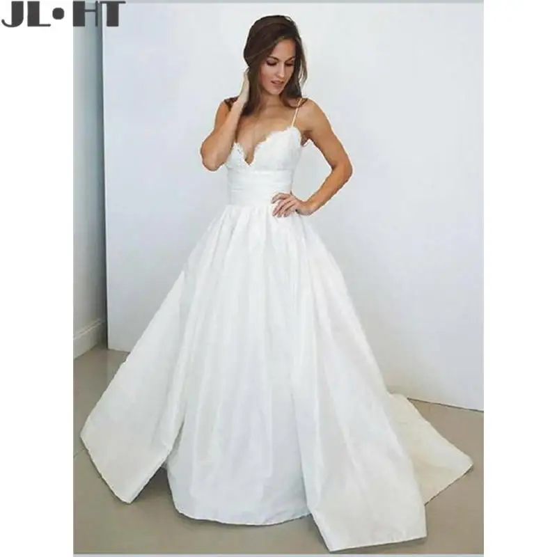 

Elegant White Evening Dresses Long A-Line Appliques Sleeveless Prom Dress Sweep Train Evening Dress Custom Made For Woman