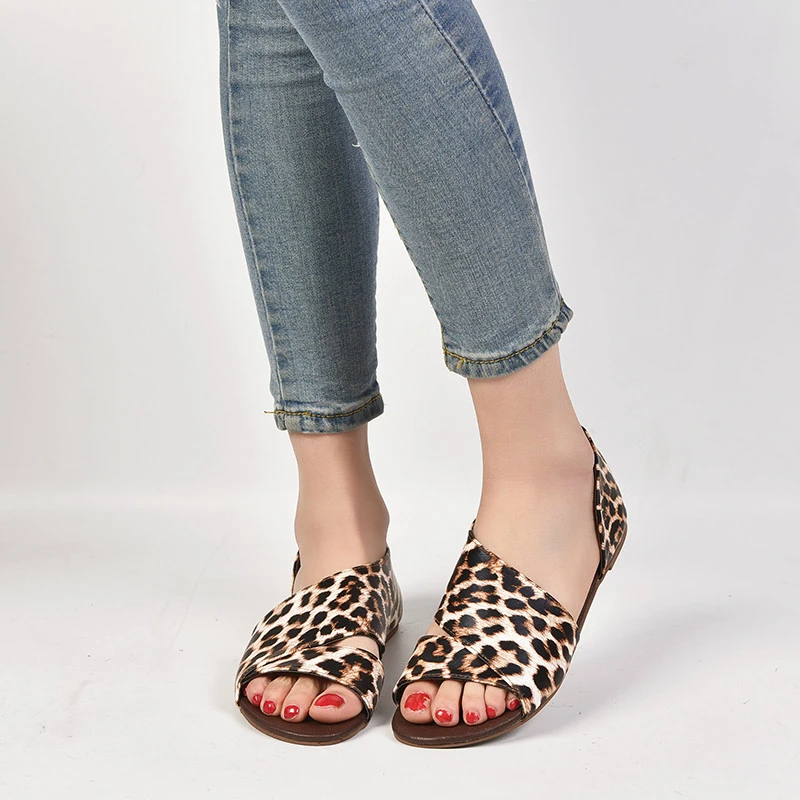 

Hot 2019 Summer New Women Sandals Flats Basic Fashion Retro Shoes Woman Leopard Slip-on Casual Ladies Sandals Plus Size 34-43