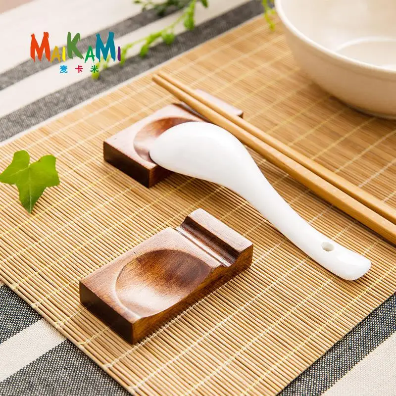 1pcs Japanese Style Wooden Chopsticks Holder Stand Leaves Design