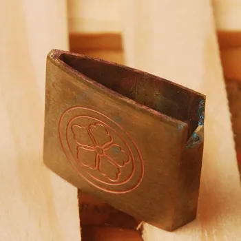 

Delicate and Simple Sword Fitting Brass Habaki Blade Collar for Japanese Samurai Sword Katana or Wakizashi or Tanto DZ06