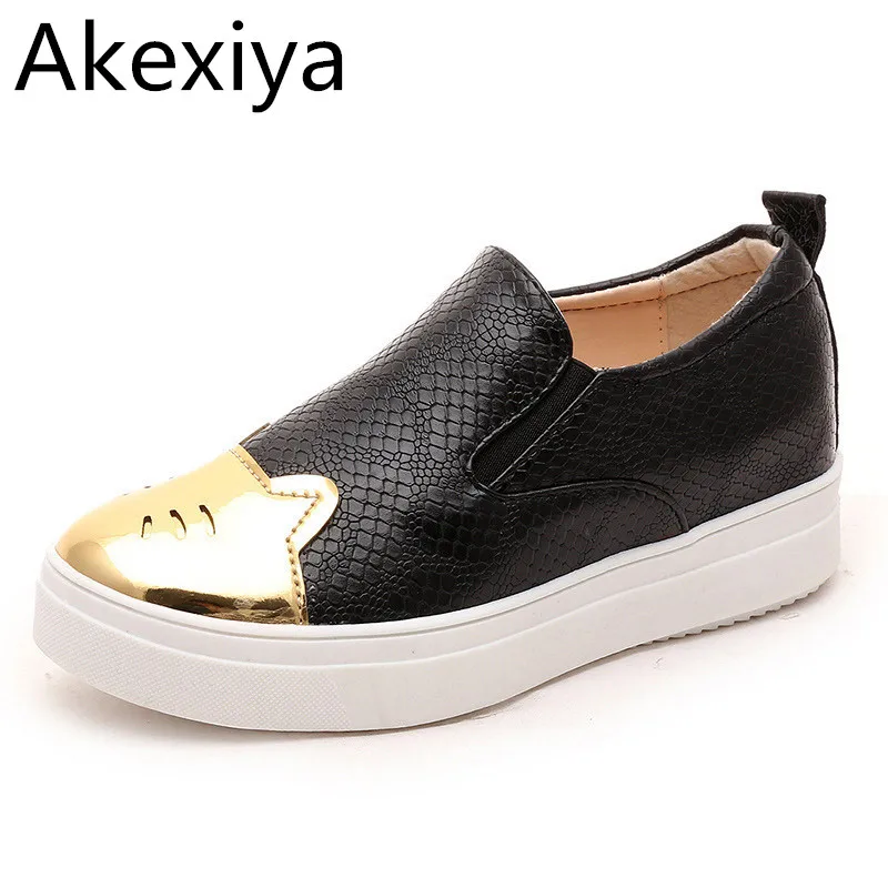 Akexiya Casual Platform Shoes Woman 2017 Bling Loafers Crocodile Stripe Creepers Slip On Flats Cat Patchwork