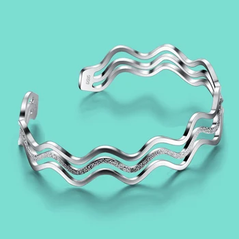 

Silver Ornament 925 Sterling Silver Bracelet Lady Fashion And Personality Wave Pattern Design Bracelet To Send Girlfriend Gifts