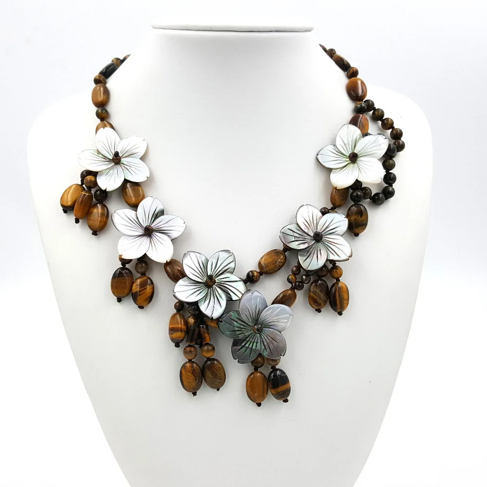 

Lii Ji Natural Tiger's Eye,Shell flowers with Jade Toggle Clasp Necklace
