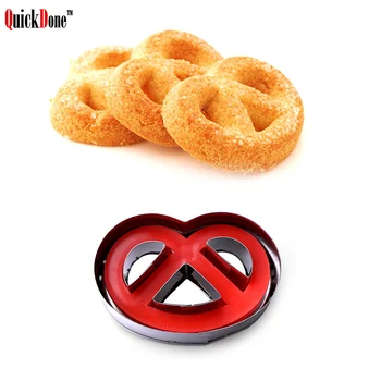 

Smile Face design Cookie Mold Stainless Steel Spring Press Biscuit Fondant Cutters Cookie Cutter Cupcake Decoration Tool AKC5221