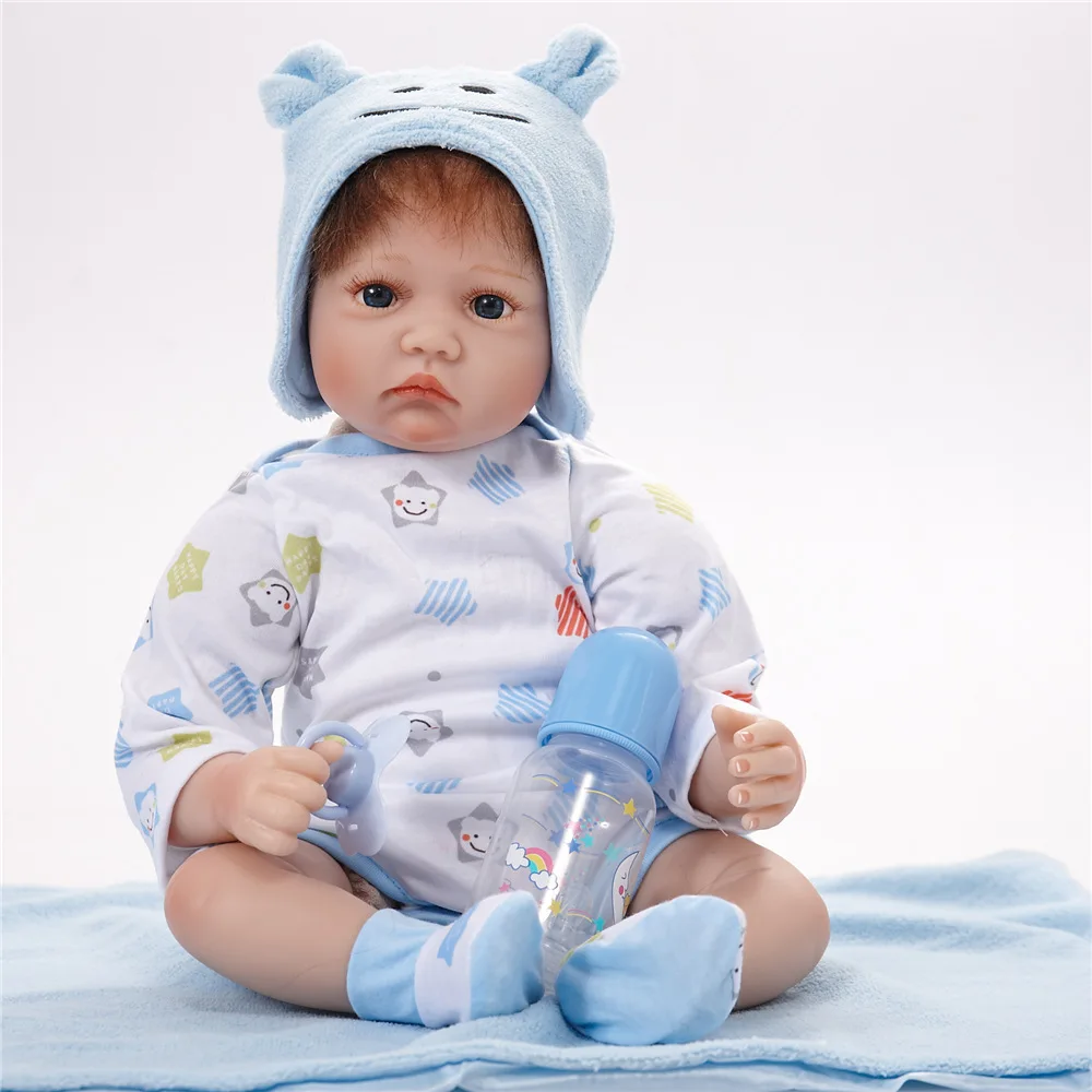

55cm Lifelike Silicone Newborn Doll Lovely Reborn Baby Doll Toy with Cloth Body for Kids Girl Birthday Christmas Gift