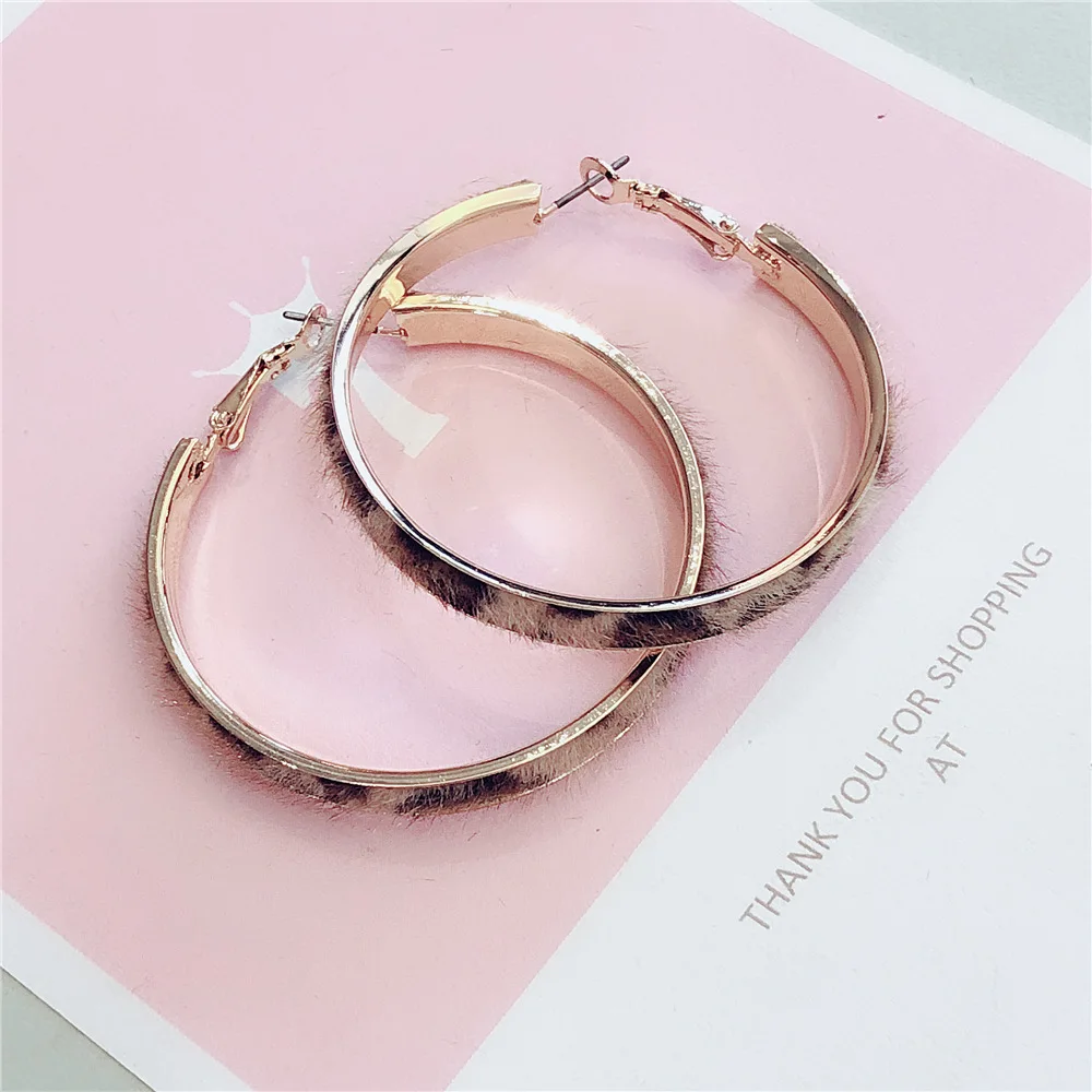 

Rainbery 2019 New Statement Gold Color Big Circle Hoop Earrings For Women Steampunk Ear Clip Party Jewelry Accessories Gift