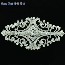 Европа Королевский Стиль Ясно Цветы Брошь Pin Rhinestone Кристалл Женщины Партия Свадебные Аксессуары Бесплатная Доставка XBY060