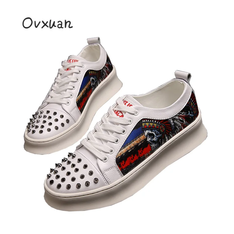 Best 2019 Men New Rivet Sheet metal Casual Hip Hop Trainer shoes white Male Designer Party Prom Dress Rivet Loafers zapatillas hombre