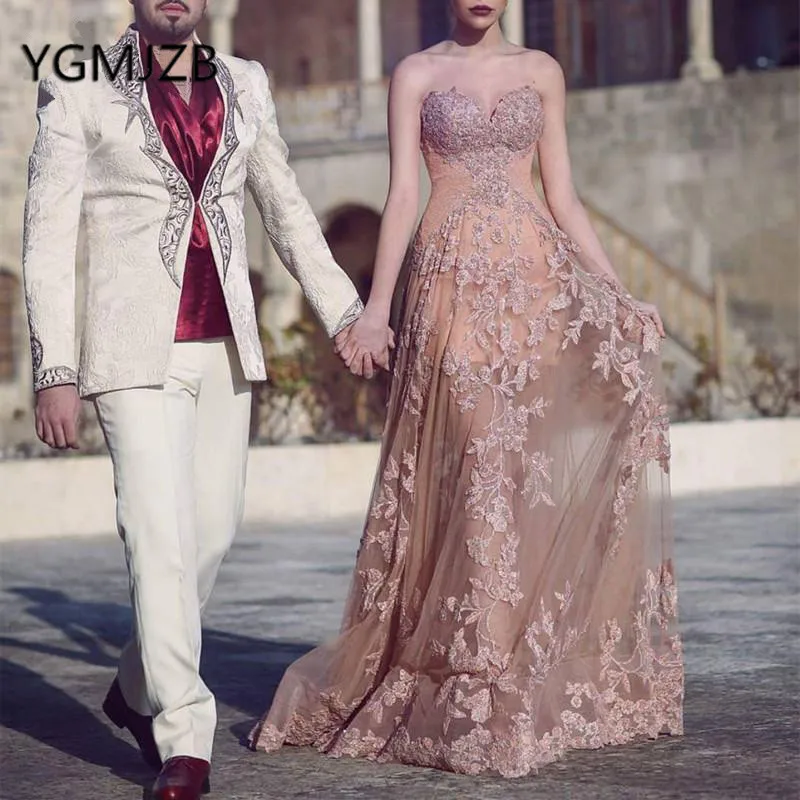

Abendkleider 2019 Sexy Lace Evening Dresses A-Line Sweetheart Appliques See Through Saudi Arabia Women Formal Party Prom Gown