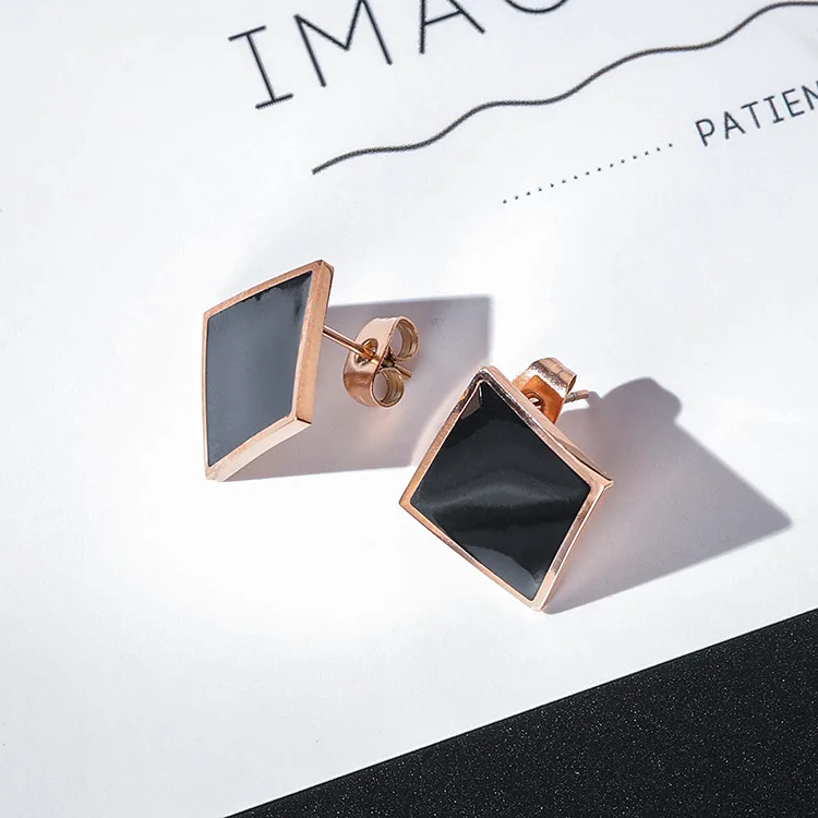AOMU 1 пара геометрические круглые простые титановые стальные мужские серьги-гвоздики женские золотые металлические черные треугольные серьги из нержавеющей стали - Окраска металла: K  13 mm