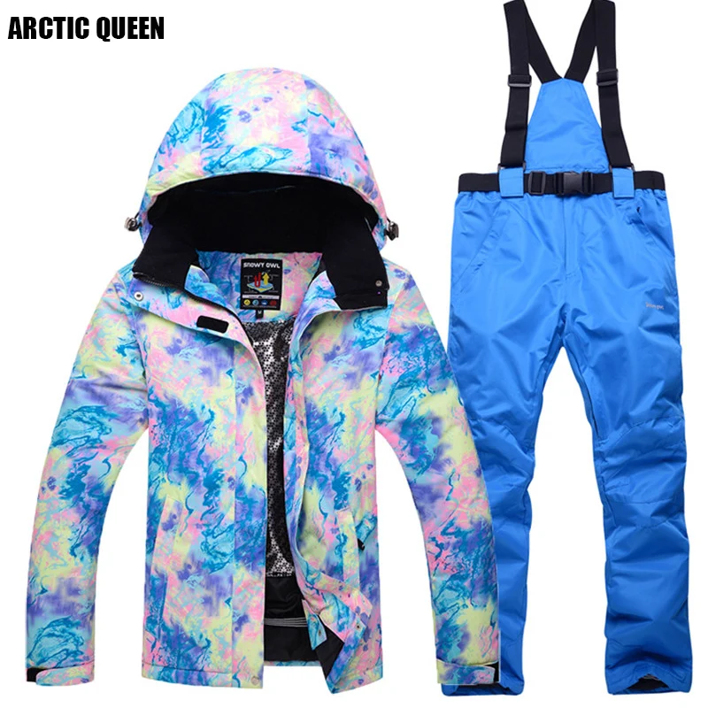 

ARCTIC QUEEN Brand Women Snowboarding Set Snowboarding Jacket And Pant Waterproof And Windproof Fabric Winter Sport Wear Femal
