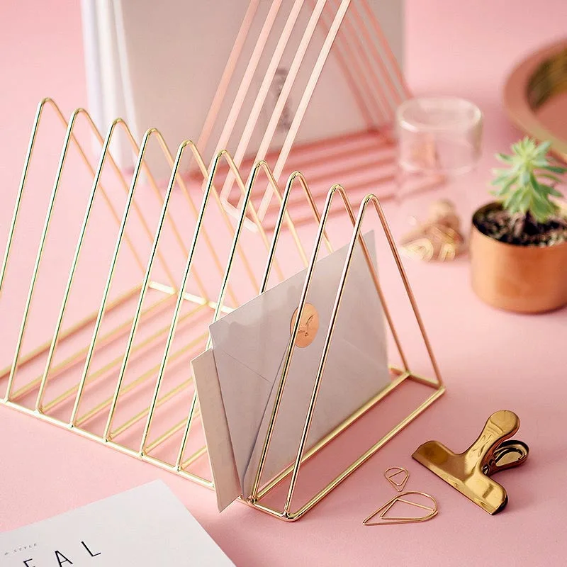 

Nordic Creative Simple Metal Bookends Triangle Books Reading Rack Desktop Organizer Decorative Ornaments Document Holder