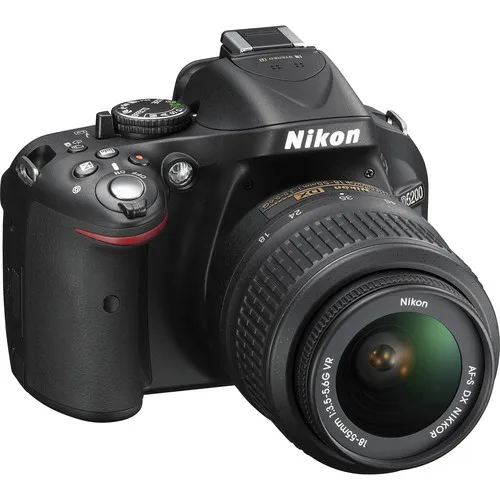 Камера Nikon D5200 DSLR с объективом 18-55 мм(новая