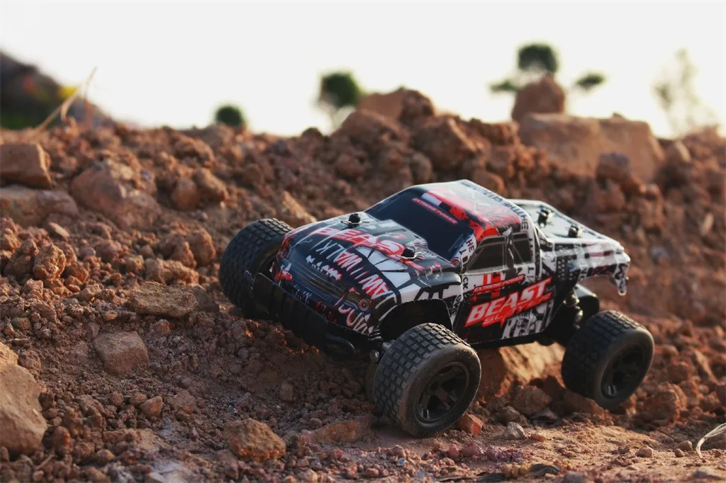 Дистанционное управление внедорожник 1:18 внедорожник 2811 drift горный велосипед 2,4 г дистанционное управление гоночная машинка toyZ503