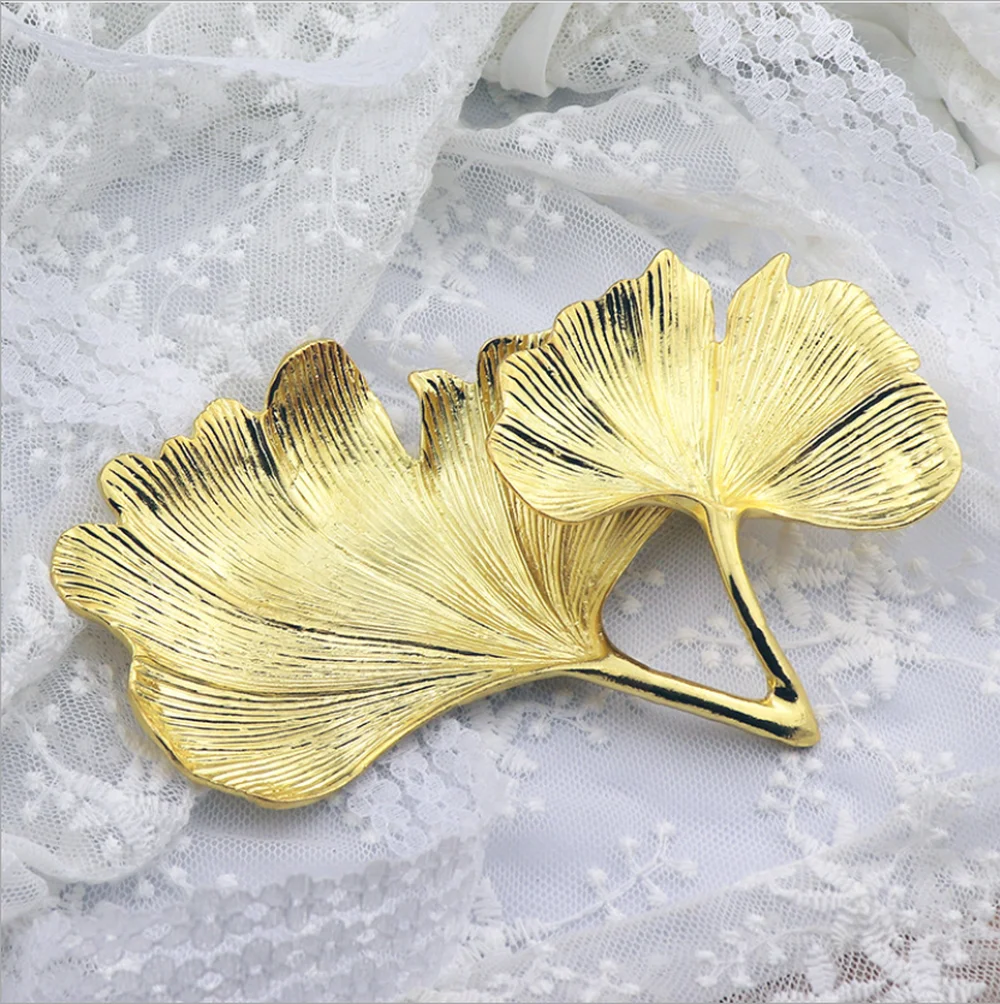 Creative Metal Tray Ginkgo Leaf Jewelry Plate Gold Ring Storage Tray Decorative Trays For Home Tabletop Storage Accessories