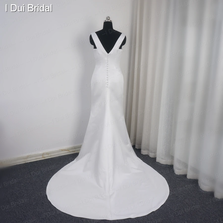 Простой сатин свадебное платье-футляр со съемным длинным шлейфом на заказ настоящая фотография