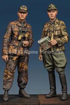 Набор 1:35 Курт Майер и полицейский (2 фигурки)|figure 1/35|1/35 figuresset office |