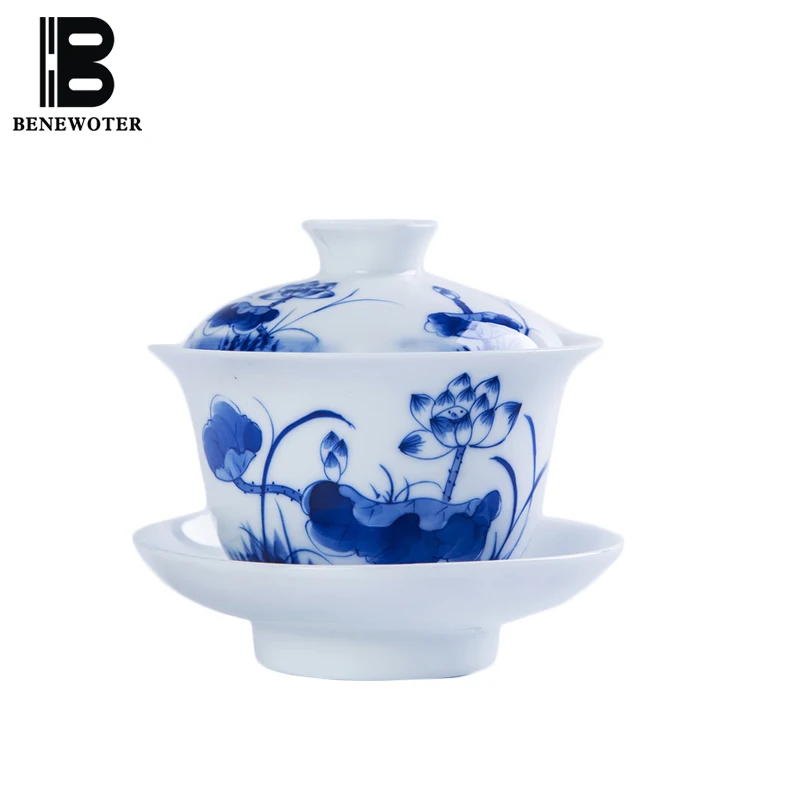 

200ml Hand Painted Lotus Pattern Gaiwan Jingdezhen Blue and White Porcelain Tureen Teaware Kung Fu Tea Set Underglaze Drinkware