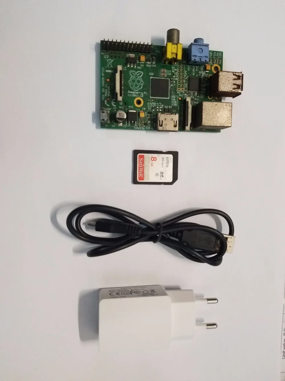 Б/у Raspberry Pi Модель B 512MB ram, 700 Mhz, 8G sd-карта, европейская стандартная мощность, Модель B Raspberry Pi, Rev 2,0 512MB ram