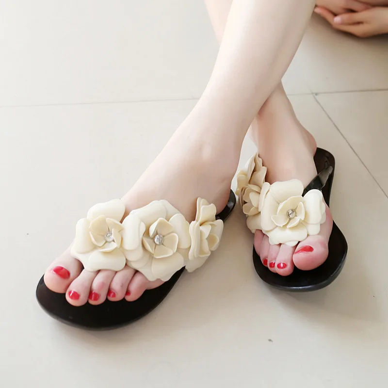 

Women Summer Slippers Candy Color Female Fashion Flip Flop Flats Shoes With Beautiful Camellia Flower Sweet Beach Sandals