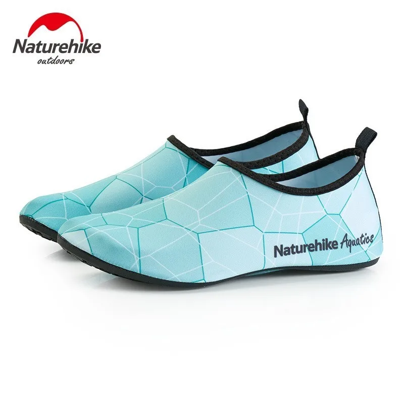 Light blue Naturehike размер XXL Открытый Быстросохнущий Плавание Сверхлегкий Обувь для воды Защитные носки для ног пляжная нескользящая обувь мужская и женская - Цвет: Light blue