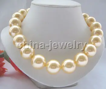 

18" 20mm natural yellow golden color south sea shell pearl necklace