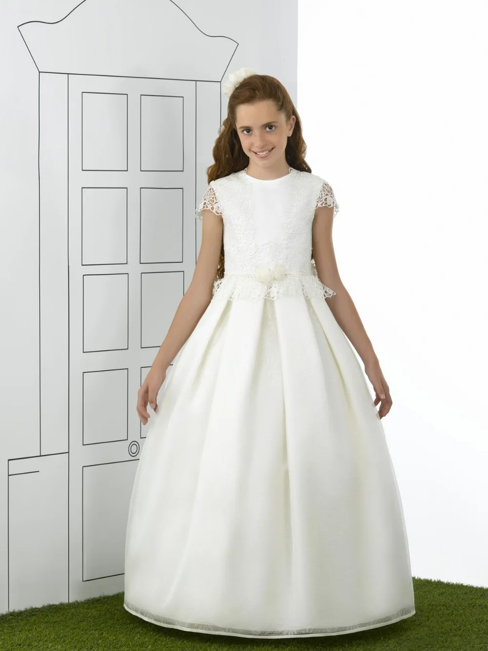 Новое поступление расклешенное, длиной до пола Кепки рукава бальное платье милое для девочек в цветочек платья с поясами индивидуальный заказ белое платье
