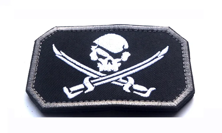 3325477121_1807736194