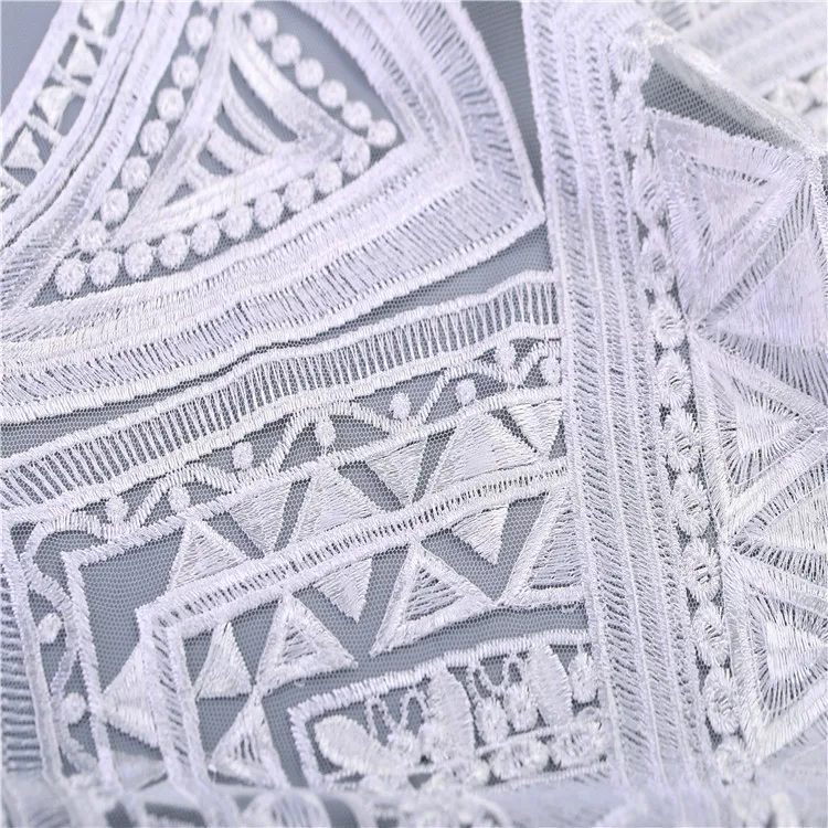 Fashion-geometrical-ivory-bridal-lace-fabric-guipure (3)