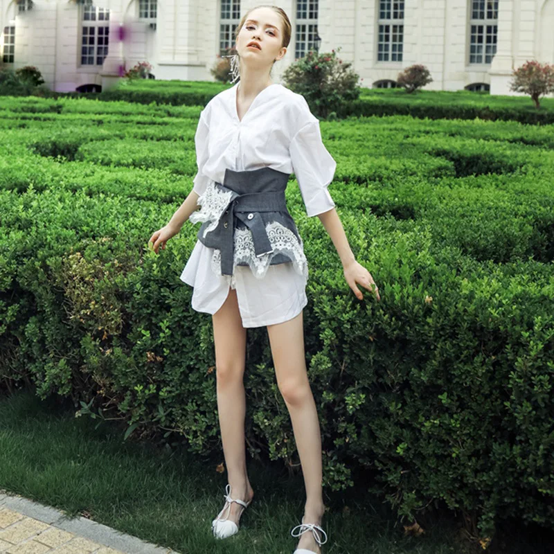 

2019 Spring New White Five-point Sleeve Lace Stitching Waist Seal Knee-Length Button Half Patchwork Dress Women Clothes