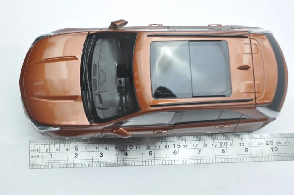 1:18 литья под давлением модель для GM Cadillac XT4 оранжевый внедорожник 2018 сплава игрушечный автомобиль миниатюрный коллекция подарки XT