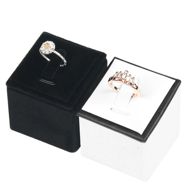 

Square White PU Leather Ring Display Holder Stand Counter Ring Organizer Jewelry Exhibit props Velvet Jewelry Display Tray