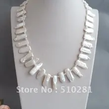 Белое жемчужное ожерелье делает вас выглядеть энергичным