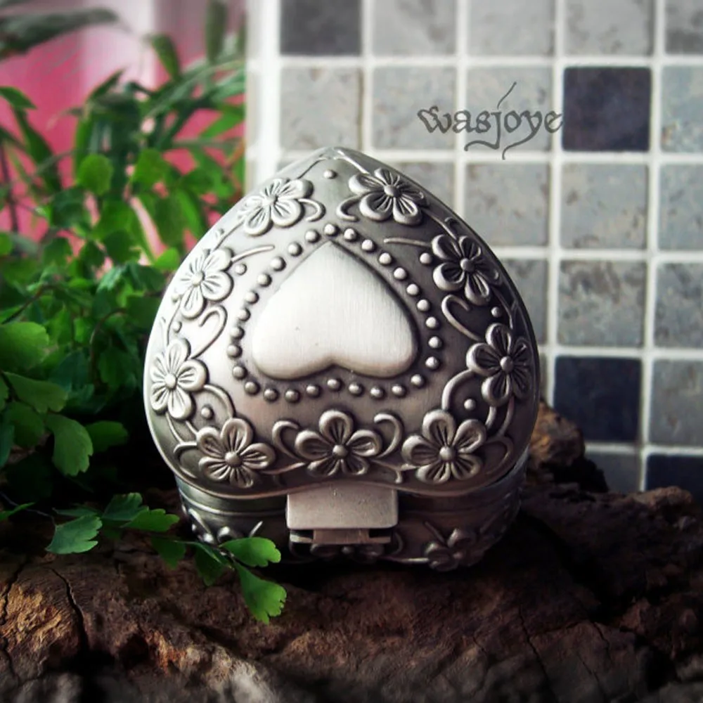 Wedding Gift Jewel case Metal jewellery box Valentine's gifts boxes wedding Classic Carving Heart Ring Boxes for Bride 5