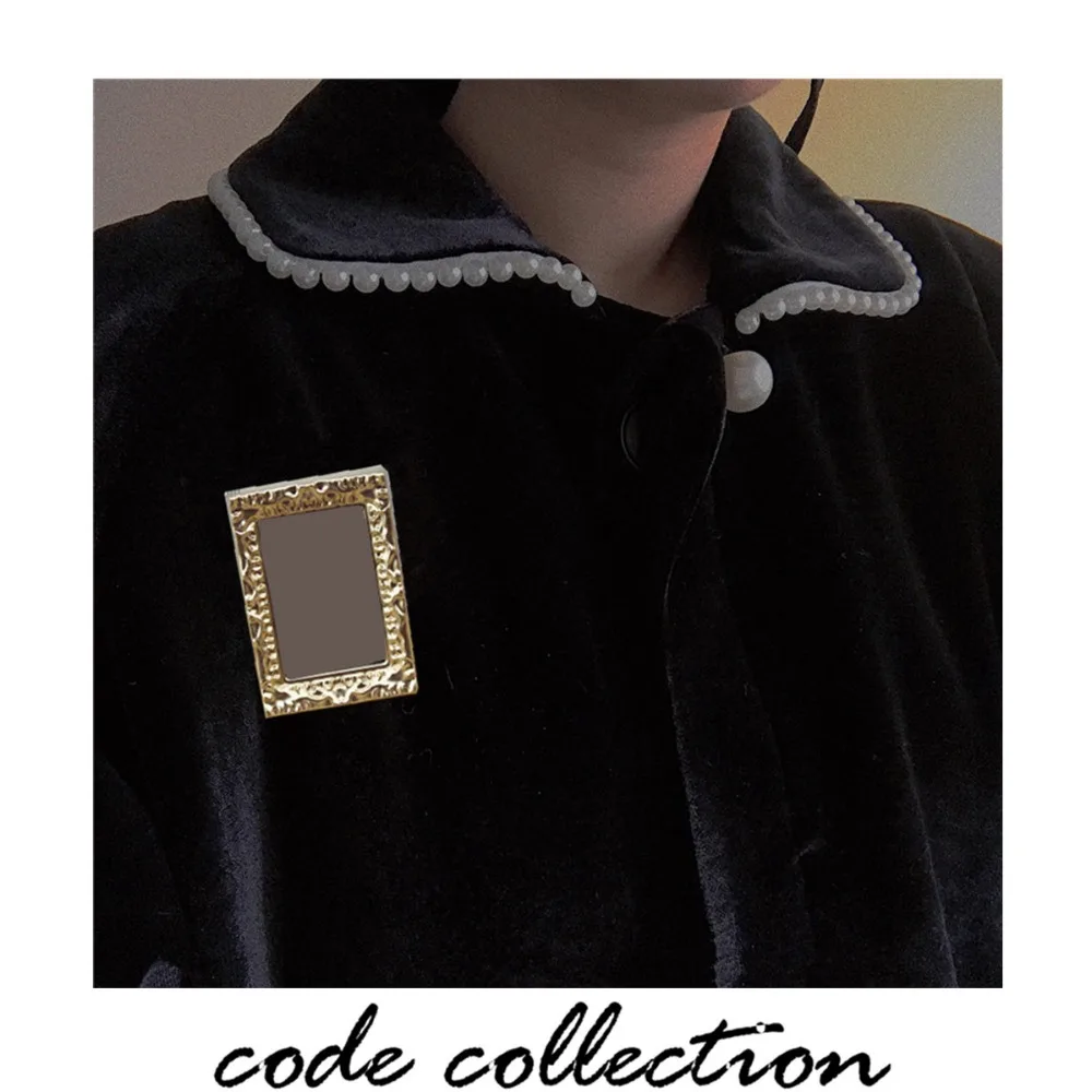 

Vintage Painting Frame Emboss Lapel Pin Mirror Large Size Picture Frame Collar Clothes Wedding Pins Brooch Badge