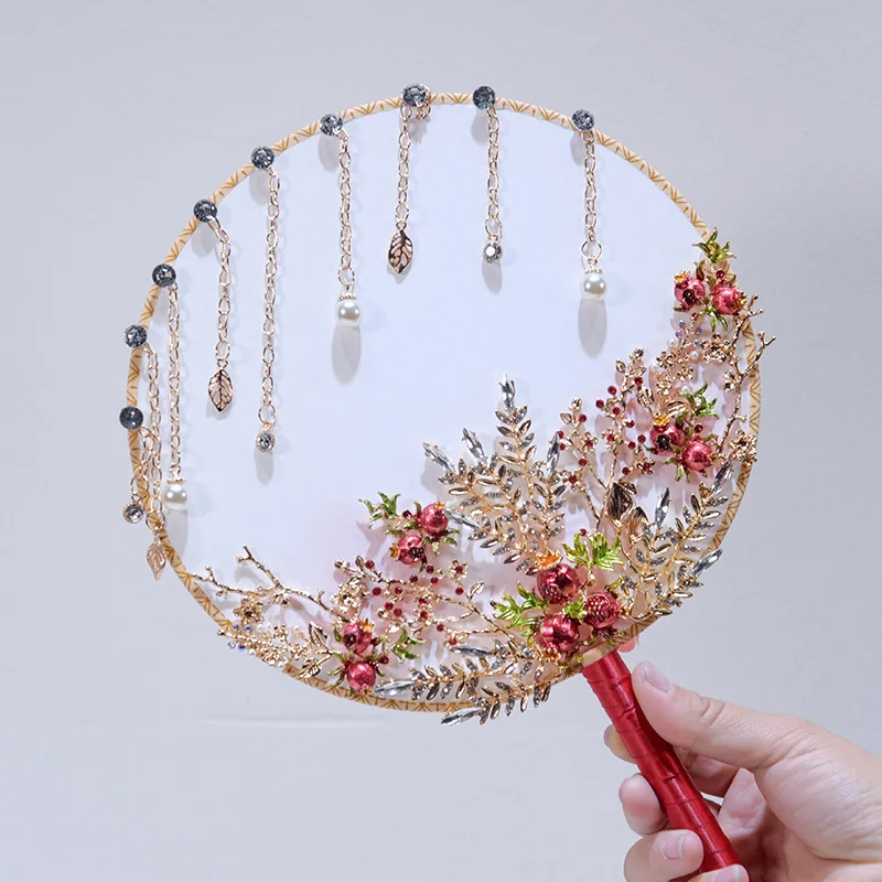 Kyunovia Pendant Fan Type Bridal Bouquet Crystal Flower Girl Bouquet Gold Bouquet Flower Girl Wand Bridesmaid Bouquet D91